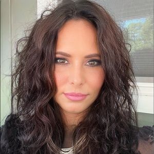 Meet your Posher, Joann